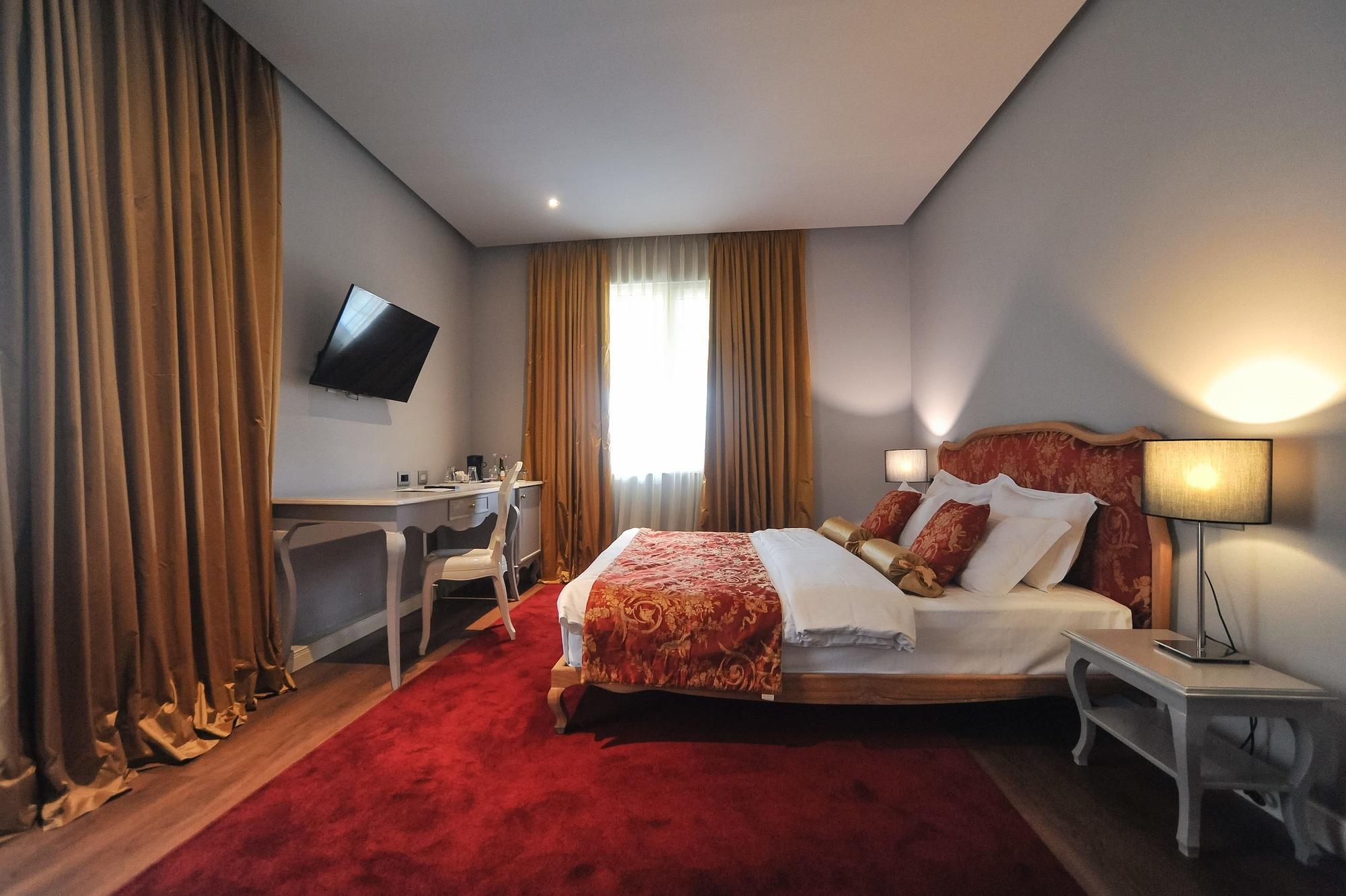 Classic 4* Tirana